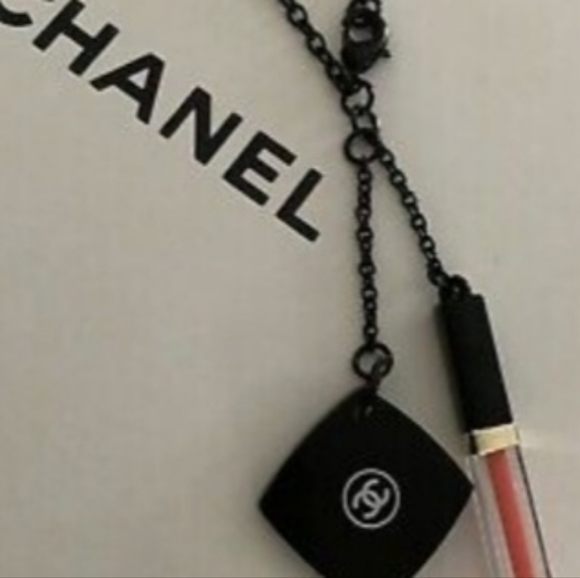 🧧💍CHANEL GABRIELLE Perfume w/Bracelet & COCO GLOSS Charm(copy) - Picture 8 of 14